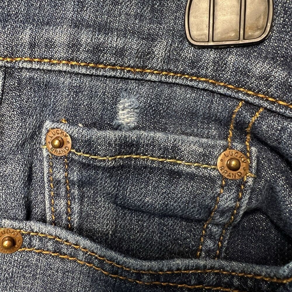 Lucky Brand Women's Bermuda Denim Shorts Raw Hem Medium Wash Stretch Size 6 / 28 - Picture 3 of 13